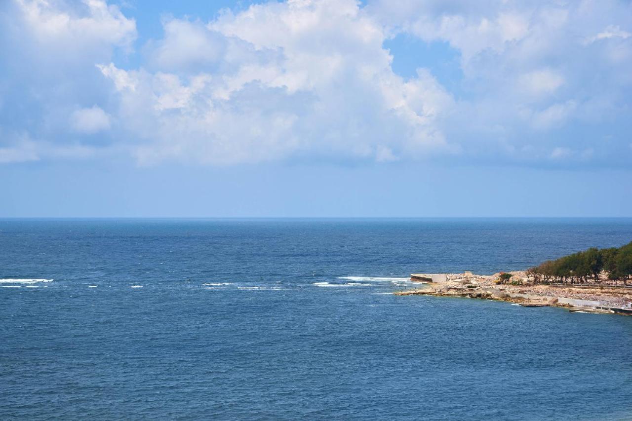 Sheraton Montazah Hotel Αλεξάνδρεια Εξωτερικό φωτογραφία The sea at the southern end of the island