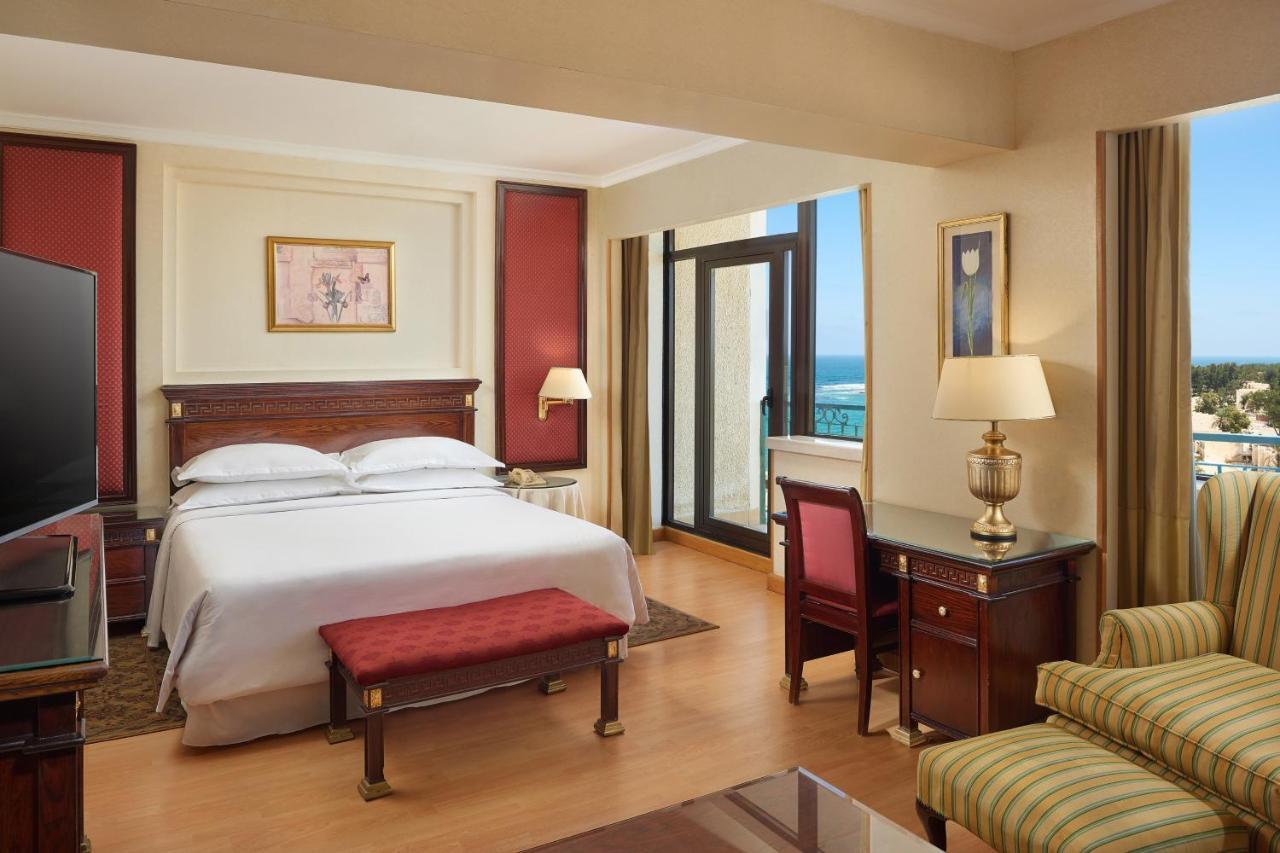 Sheraton Montazah Hotel Αλεξάνδρεια Εξωτερικό φωτογραφία A suite at the hotel