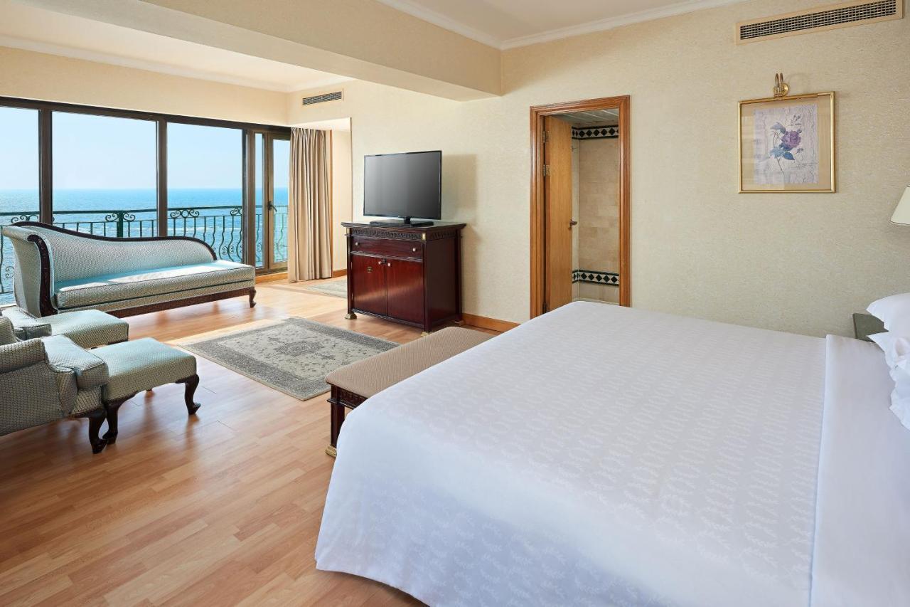 Sheraton Montazah Hotel Αλεξάνδρεια Εξωτερικό φωτογραφία A room at the Taj Bengal