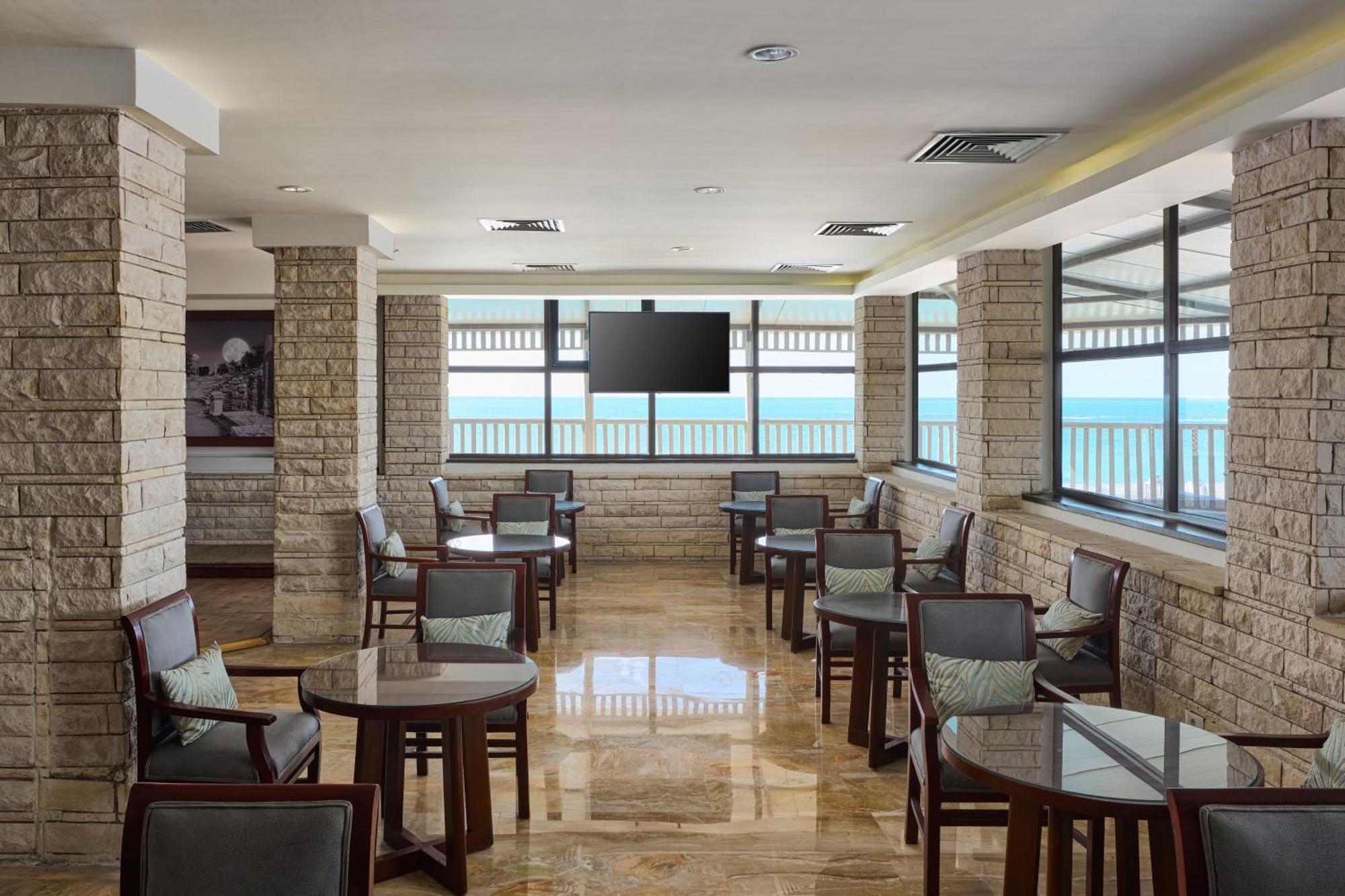 Sheraton Montazah Hotel Αλεξάνδρεια Εξωτερικό φωτογραφία The lounge at the airport