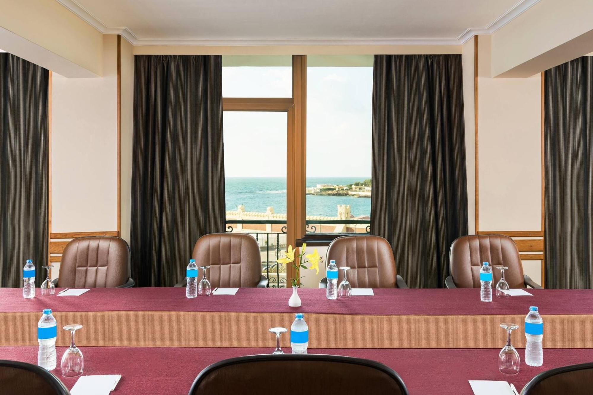 Sheraton Montazah Hotel Αλεξάνδρεια Εξωτερικό φωτογραφία Meeting room